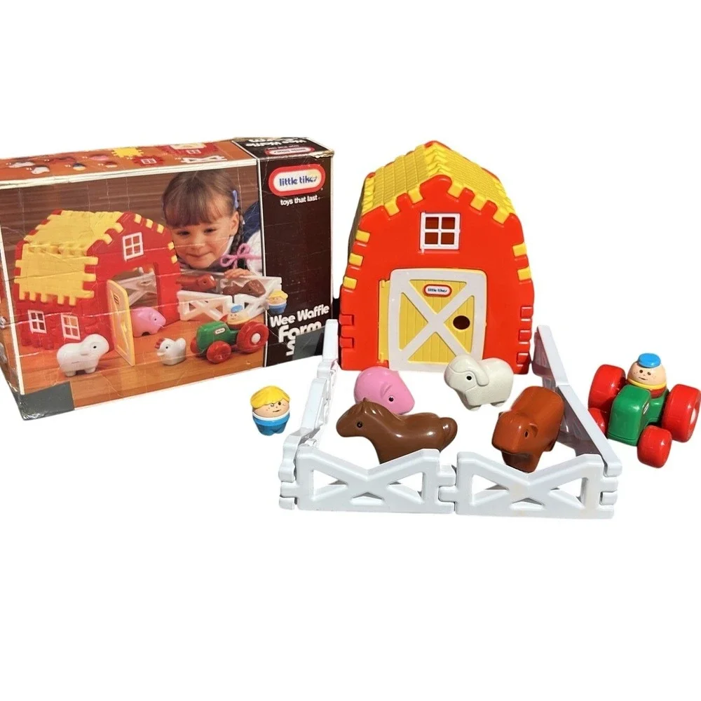 Vintage Little Tikes Wee Waffle Blocks Farm Set Barn Animals w Box No Chick